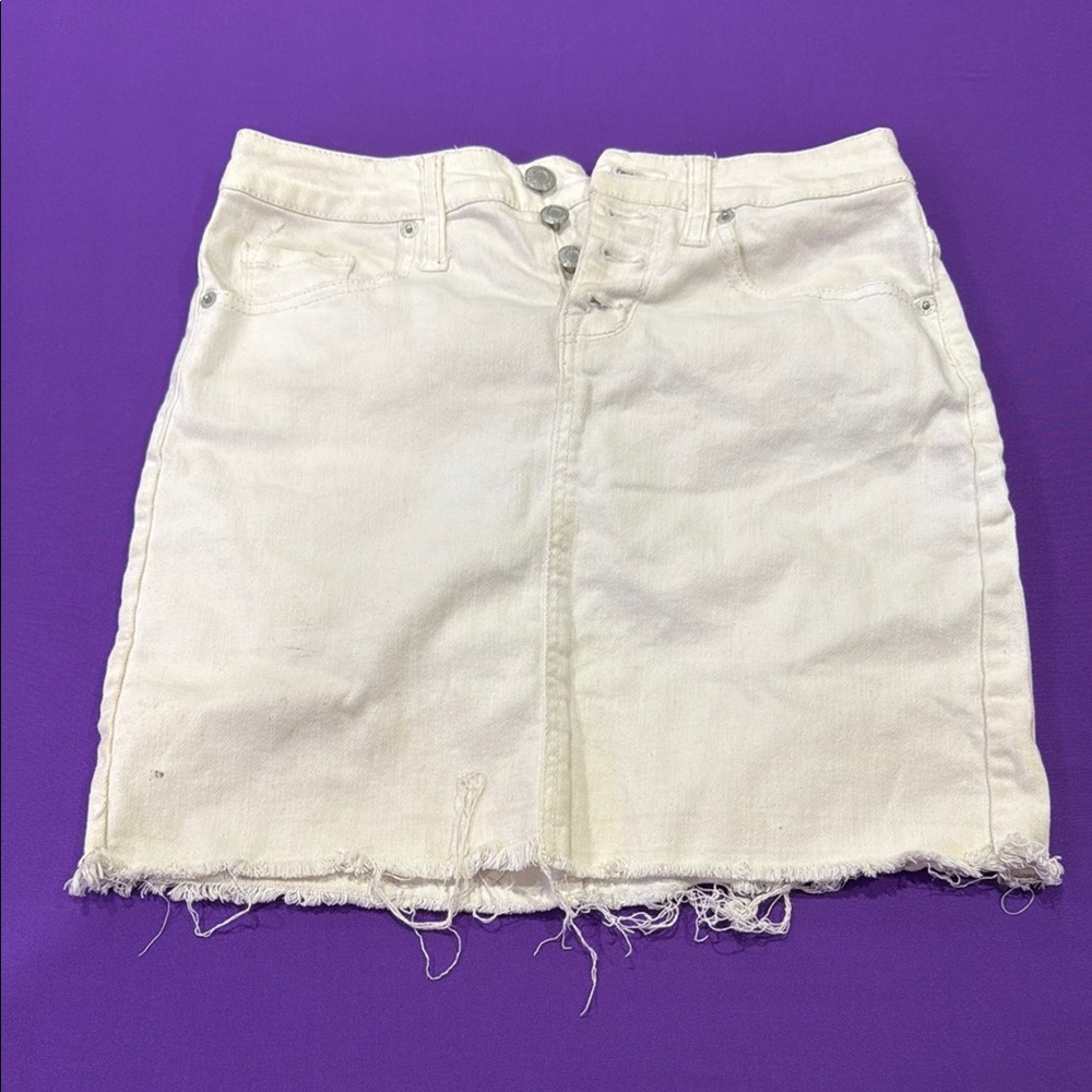 Stylish White Denim Skirt